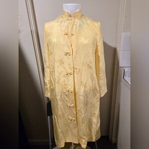 1950s Vintage Dynasty Chinese Yellow Silk Hostess Gown With Tag Size Medium